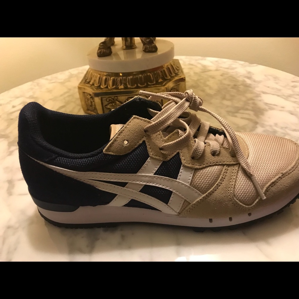 Onitsuka tigers by asics .
